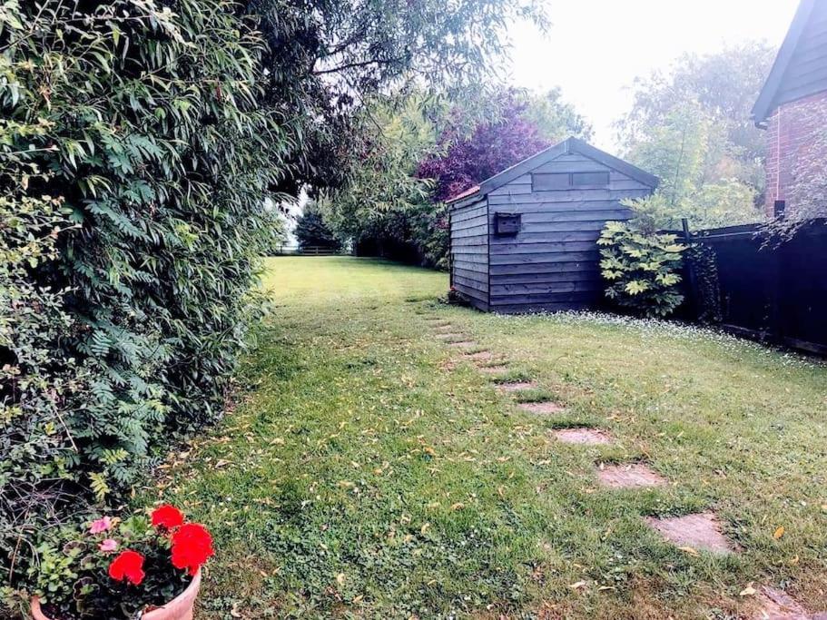 Stunning Barn Conversion Ideal For Large Families Bildeston Екстер'єр фото