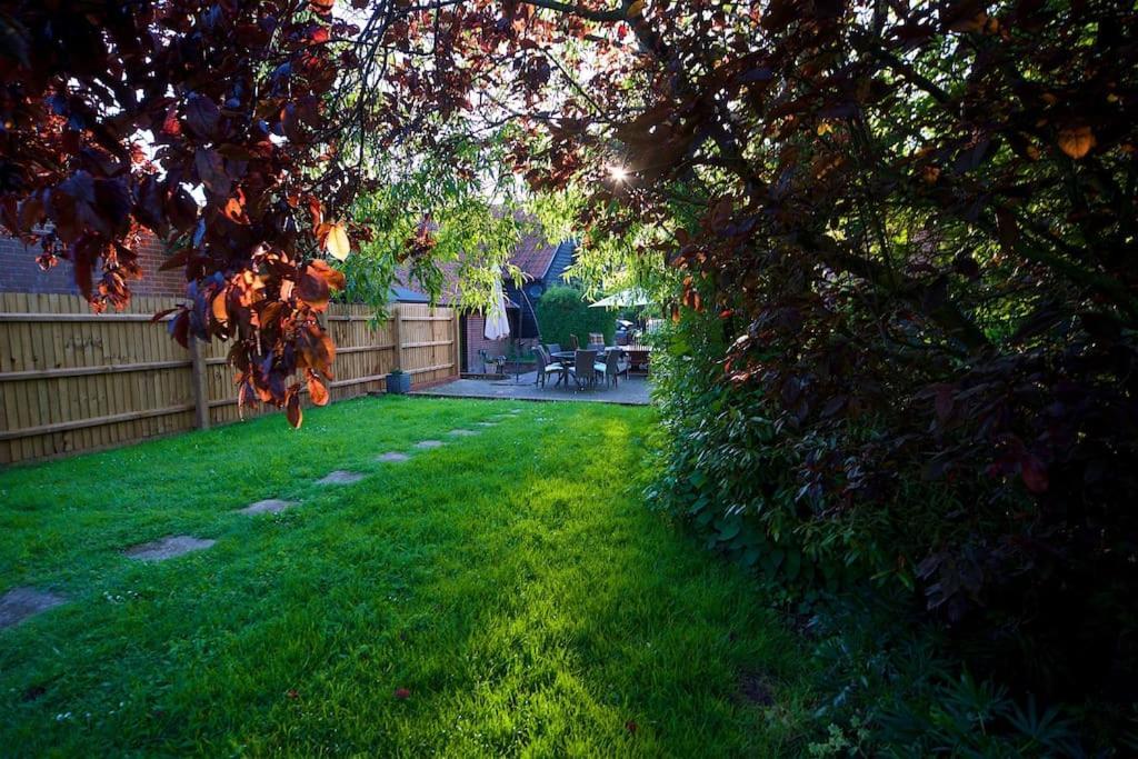 Stunning Barn Conversion Ideal For Large Families Bildeston Екстер'єр фото