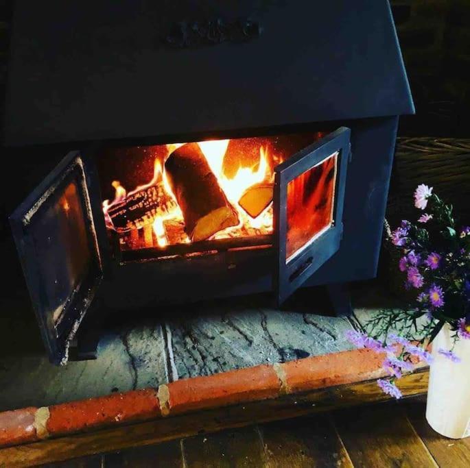 Stunning Barn Conversion Ideal For Large Families Bildeston Екстер'єр фото