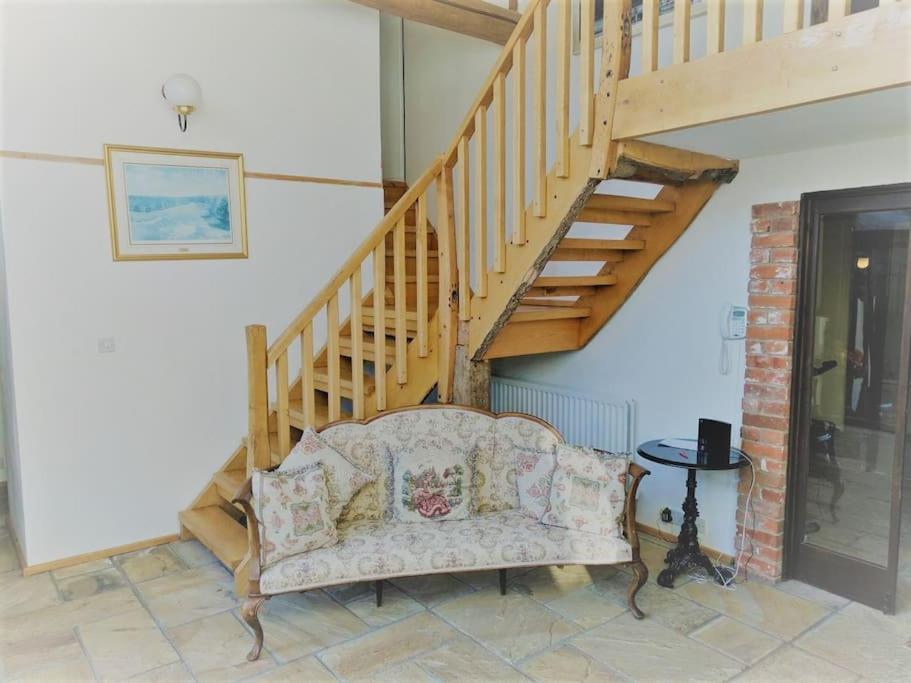 Stunning Barn Conversion Ideal For Large Families Bildeston Екстер'єр фото