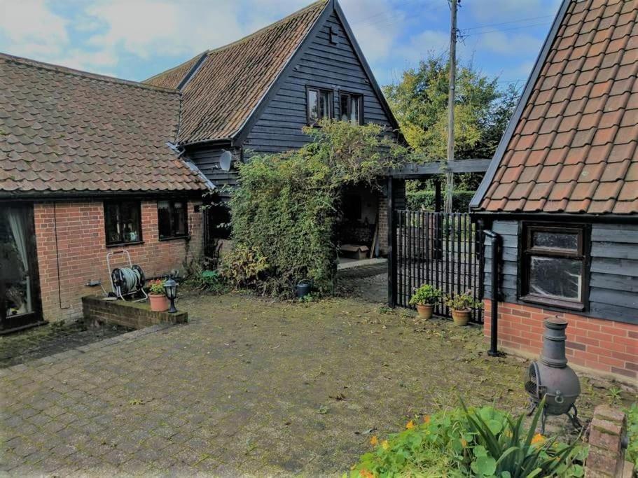Stunning Barn Conversion Ideal For Large Families Bildeston Екстер'єр фото